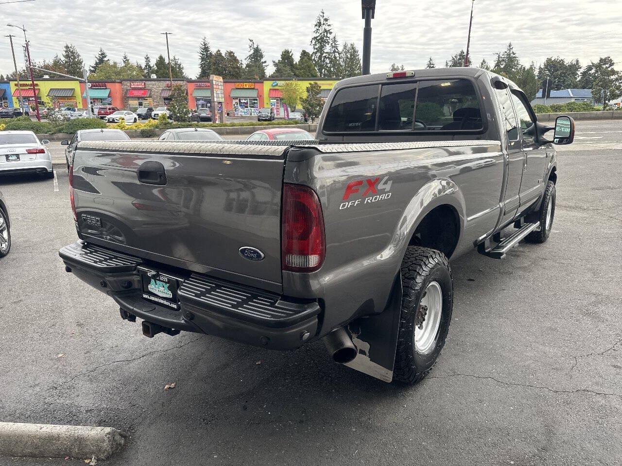 Used 2004 Ford F350 XLT AWD/4WD image 7
