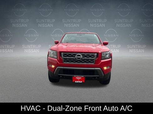 Used 2022 Nissan Frontier SV AWD/4WD image 11