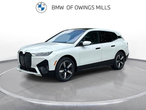 Certified 2024 BMW iX xDrive50 w/ Sport Package AWD/4WD image 1