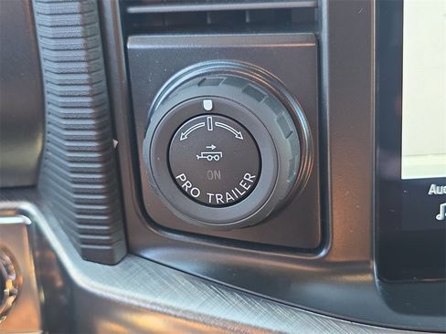 Used 2024 Ford F150 King Ranch w/ FX4 Off-Road Package image 32