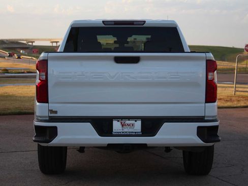 Used 2022 Chevrolet Silverado 1500 Custom RWD image 8