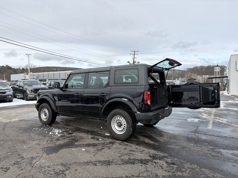 Used 2025 Ford Bronco 4-Door image 29
