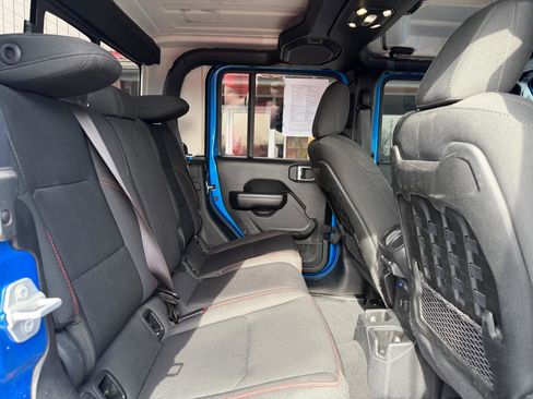 Used 2021 Jeep Gladiator Rubicon w/ Trailer Tow Package image 19