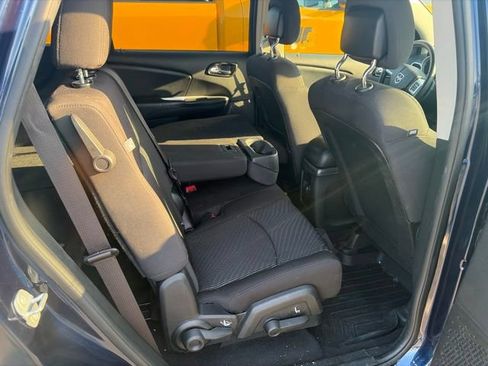 Used 2017 Dodge Journey SXT w/ Premium Group FWD image 10