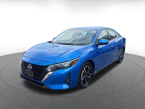 Used 2025 Nissan Sentra SV FWD image 7