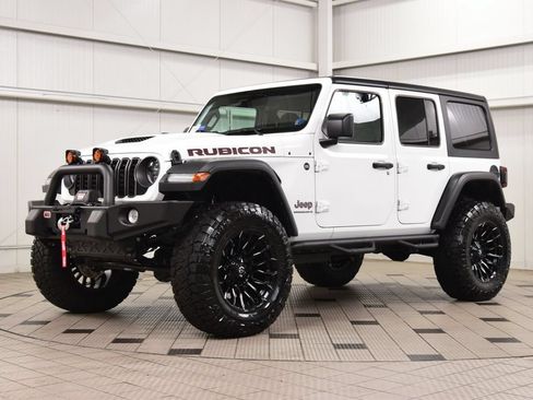 Used 2026 Jeep Wrangler Unlimited Rubicon AWD/4WD image 3
