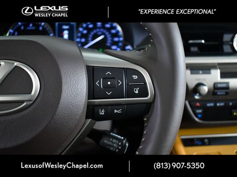 Used 2017 Lexus ES 350 image 35