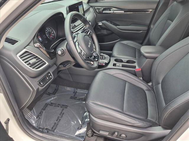 Used 2022 Kia Seltos SX w/ Sunroof Package AWD/4WD image 17