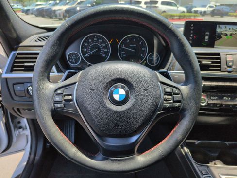 Used 2018 BMW 328d Sedan RWD image 18