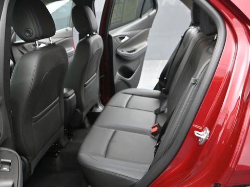 Used 2025 Buick Encore GX Sport Touring w/ Advanced Technology Package AWD/4WD image 18