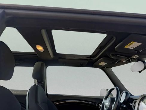 Used 2009 MINI Cooper S image 11