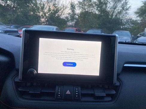 Used 2023 Toyota RAV4 Adventure image 28