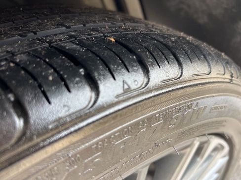 Used 2023 Kia Forte GT-Line w/ GT-Line Premium Package image 9