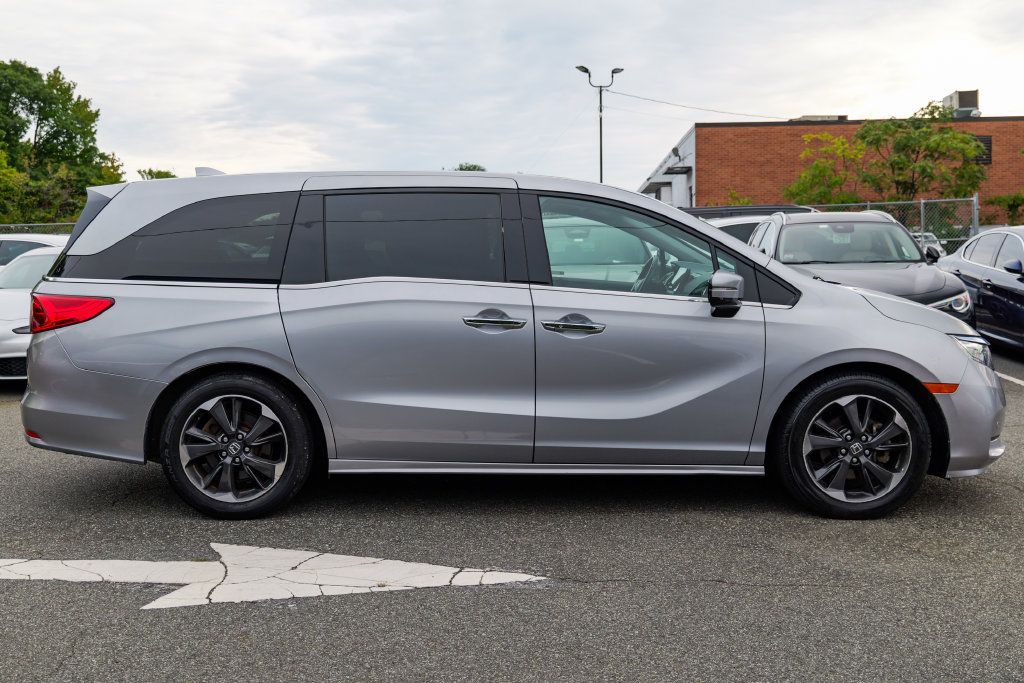 Used 2024 Honda Odyssey Elite image 8