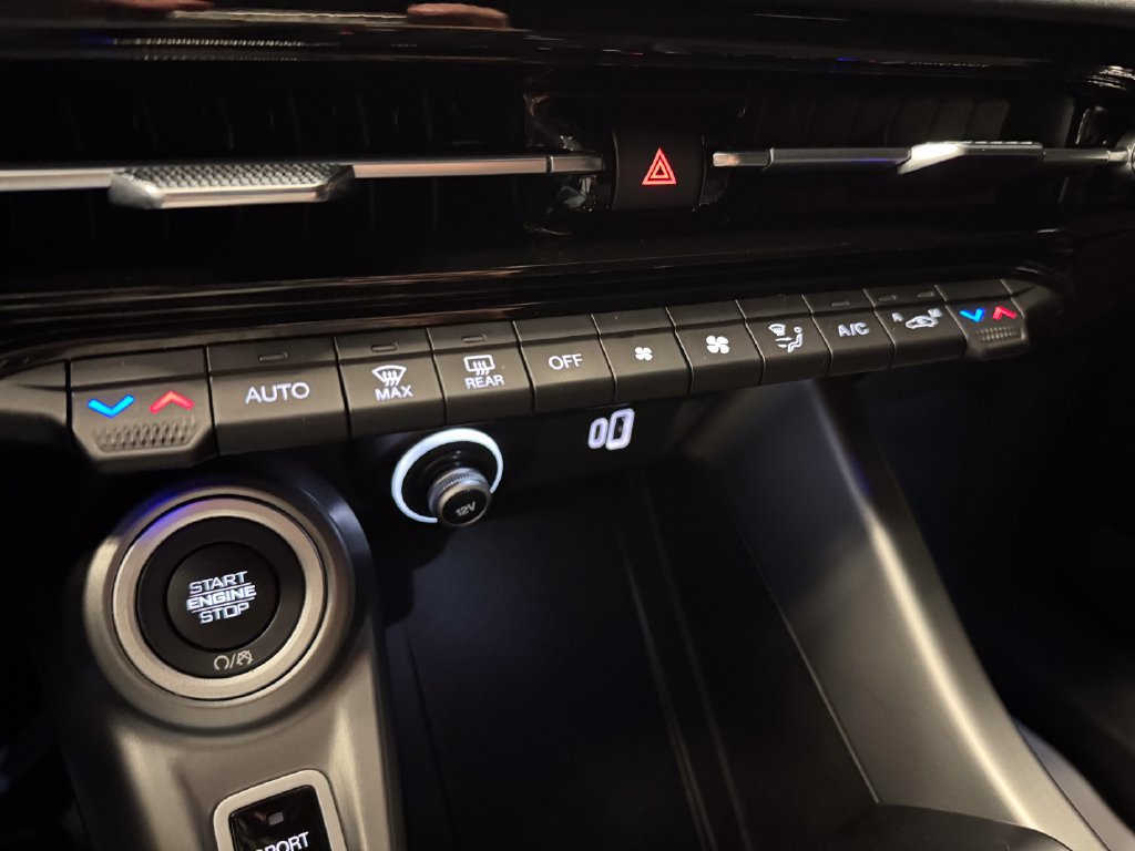 Used 2024 Dodge Hornet R/T AWD/4WD image 14