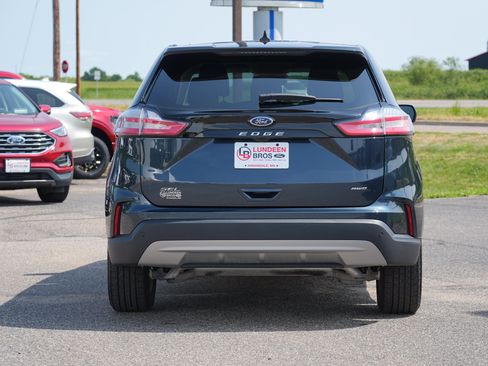 Used 2024 Ford Edge SEL w/ Convenience Package AWD/4WD image 4