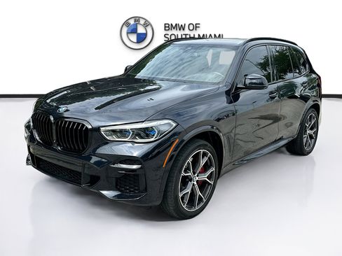 Used 2022 BMW X5 sDrive40i w/ M Sport Package RWD image 3