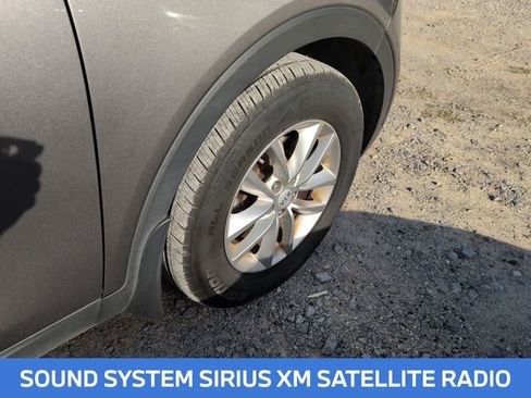 Used 2018 Kia Sorento L image 5