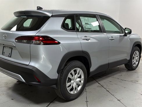 New 2026 Toyota Corolla Cross L image 5