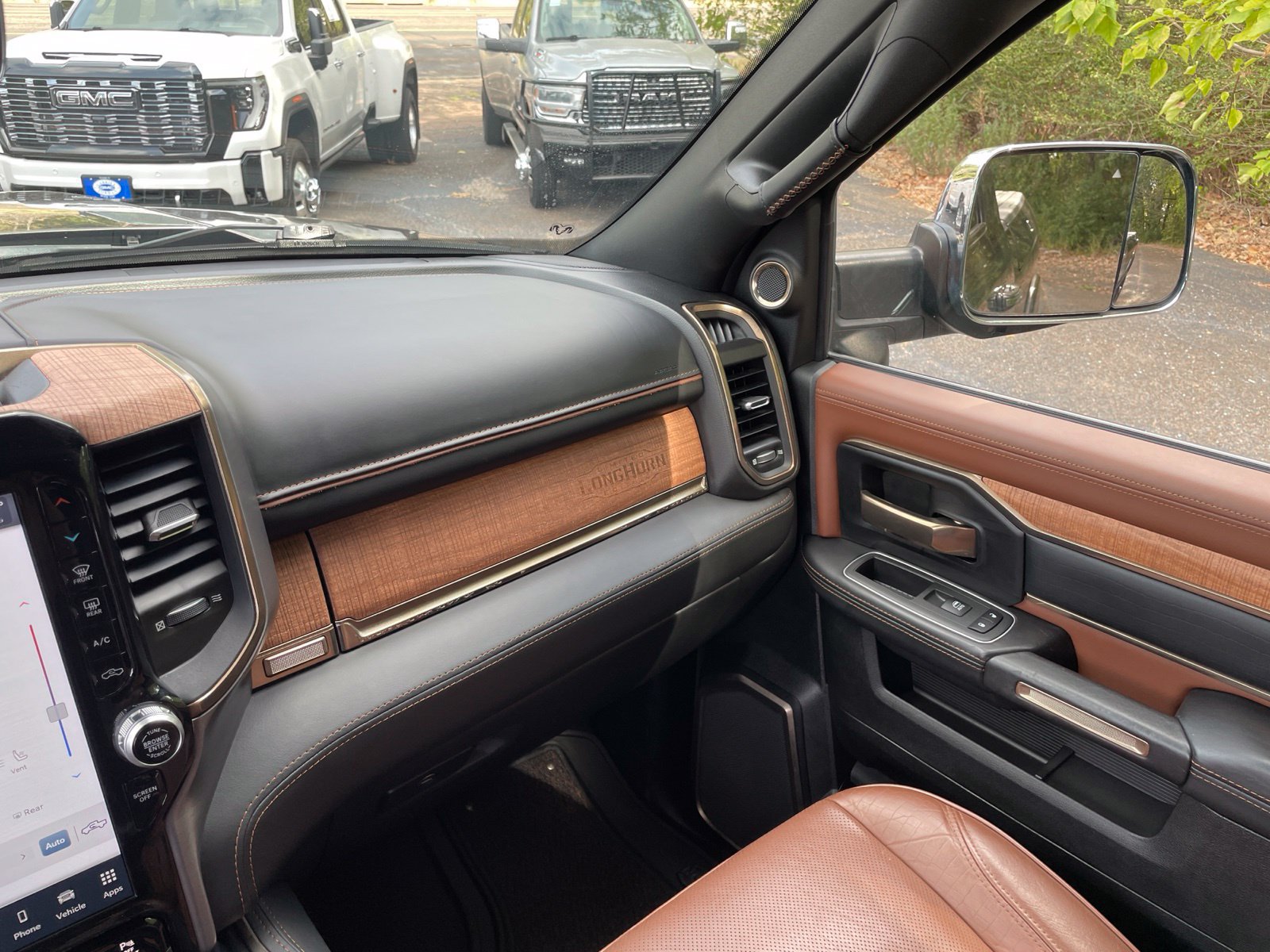 Used 2022 RAM 2500 Limited AWD/4WD image 31