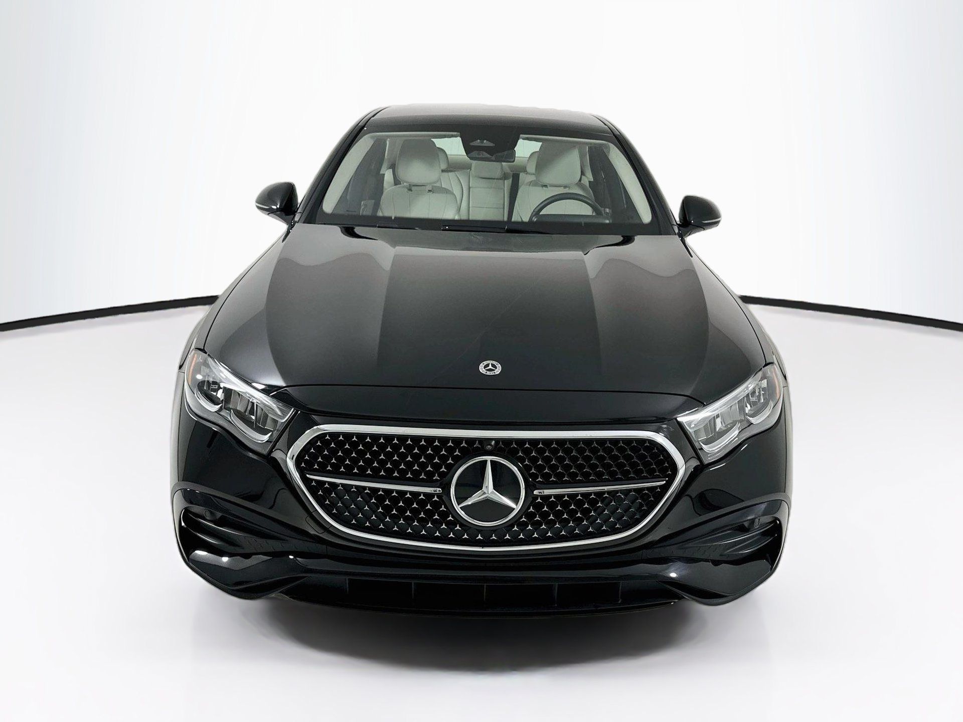 Used 2026 Mercedes-Benz E 350 Sedan image 2