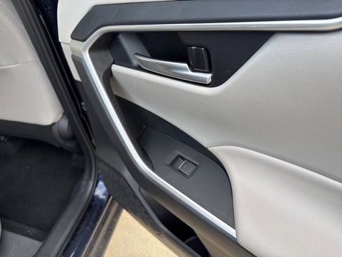 Used 2024 Toyota RAV4 XLE image 29