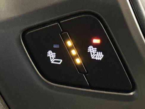 Used 2018 Chevrolet Silverado 2500 LTZ image 7