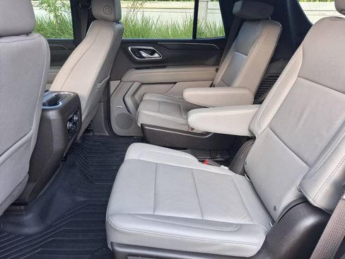 Used 2021 Chevrolet Tahoe LT RWD image 17