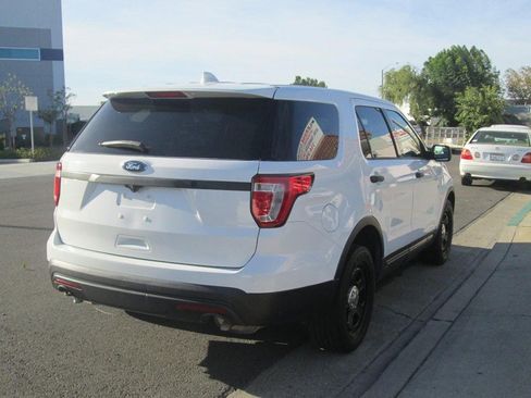 Used 2017 Ford Explorer 4WD Police Interceptor image 4