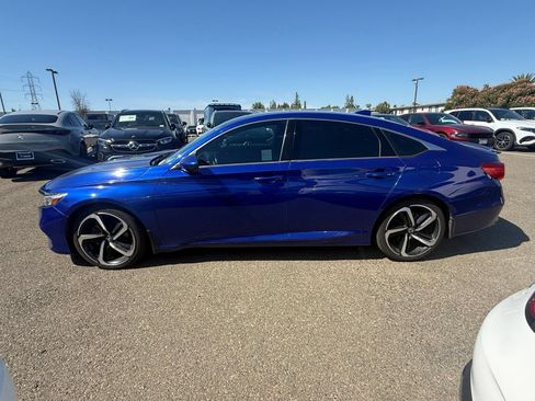 Used 2020 Honda Accord Sport image 2