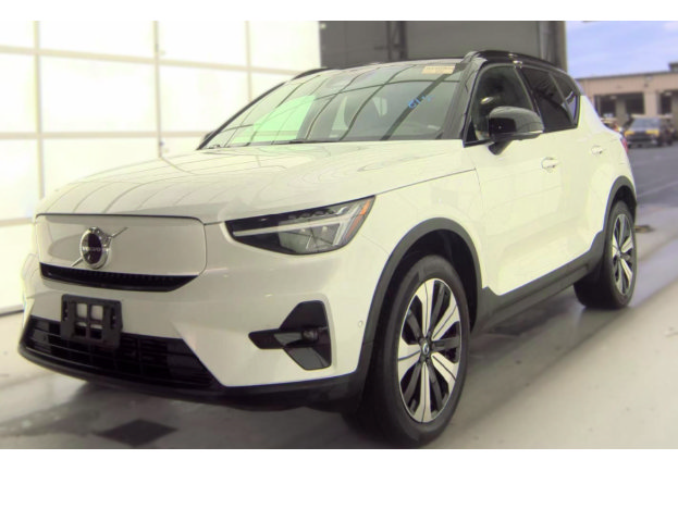 Used 2023 Volvo C40 P8 Recharge Plus AWD/4WD image 22