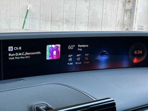 Used 2024 Lincoln Nautilus Premier w/ Equipment Group 102A image 24