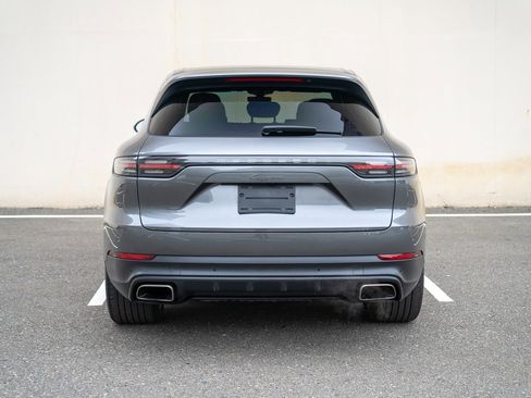 Used 2023 Porsche Cayenne image 7