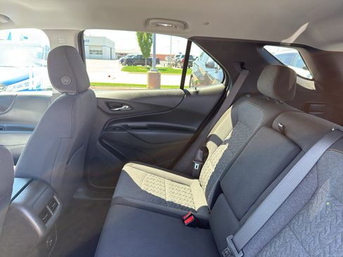 Certified 2024 Chevrolet Equinox LT AWD/4WD image 32