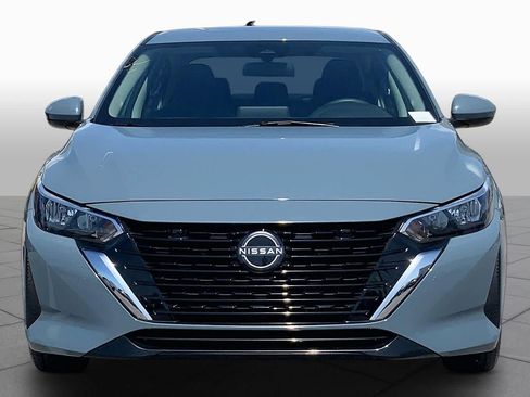 Used 2024 Nissan Sentra SV image 4