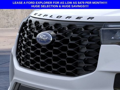 New 2026 Ford Explorer ST-Line w/ ST-Line Street Pack AWD/4WD image 17
