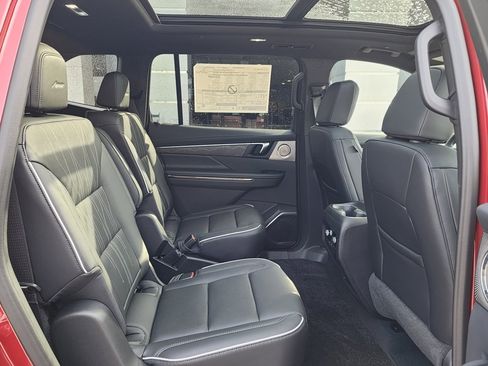 New 2026 Buick Enclave Avenir w/ Super Cruise Package image 46