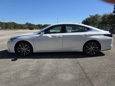 New 2025 Lexus ES 350 w/ Premium Package image 6