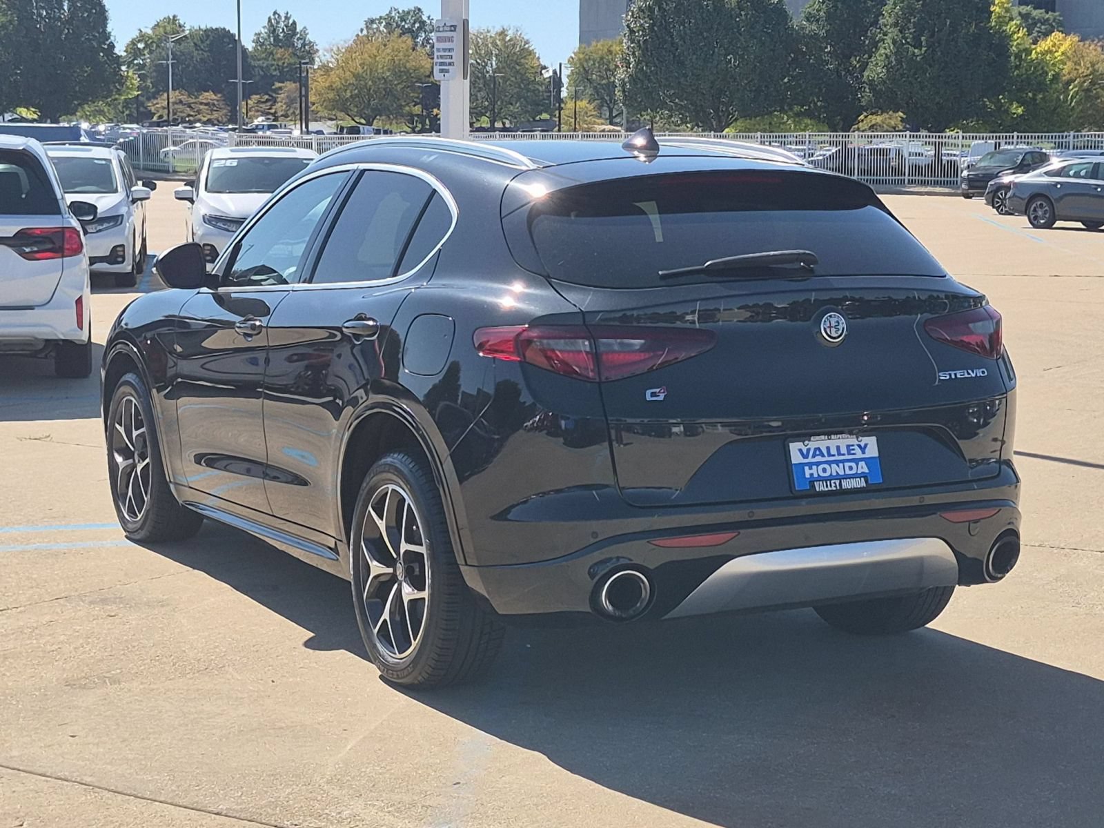 Used 2021 Alfa Romeo Stelvio Ti w/ Active Assist 2 Package TI AWD/4WD image 8