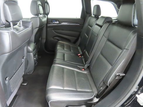 Used 2020 Jeep Grand Cherokee Overland image 21