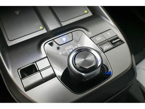 New 2026 Subaru Solterra Premium image 22