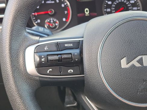 Used 2023 Kia K5 LXS image 28