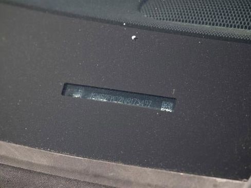 Used 2022 GMC Yukon XL SLE w/ Gmc Pro Safety Plus Package image 55