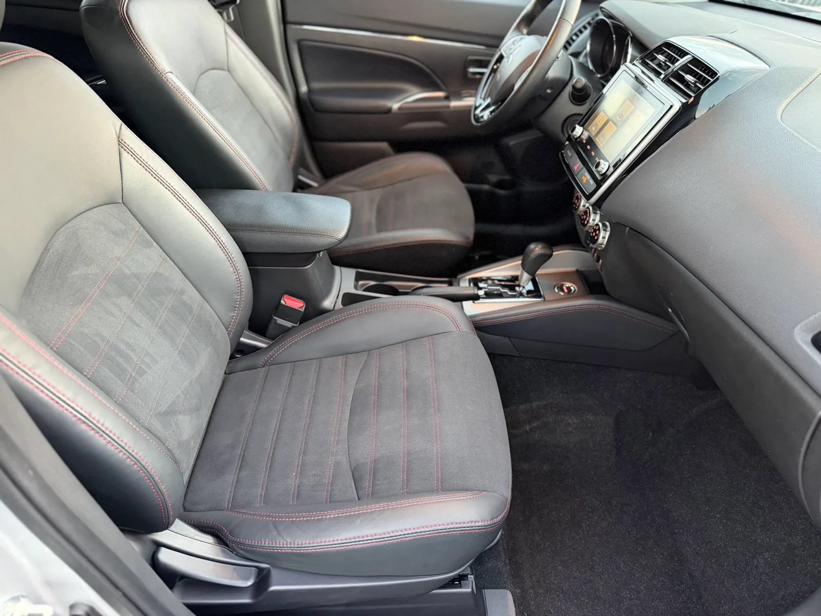 Used 2022 Mitsubishi Outlander Sport SE AWD/4WD image 33