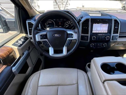 Used 2019 Ford F150 Lariat AWD/4WD image 8