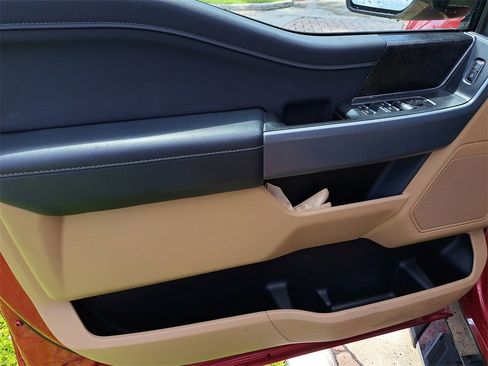 Used 2022 Ford F150 XLT w/ Equipment Group 302A High image 18