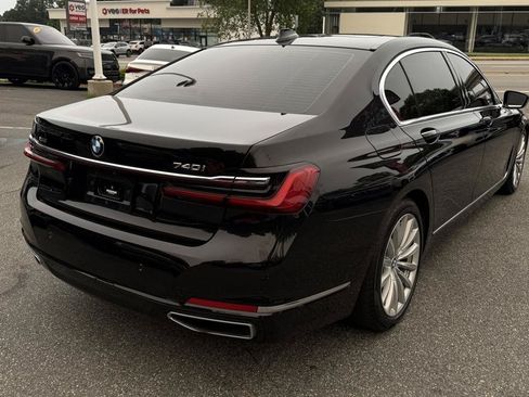 Used 2022 BMW 740i xDrive w/ Premium Package AWD/4WD image 14
