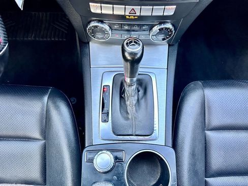 Used 2013 Mercedes-Benz C 250 Sedan image 11