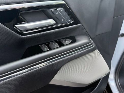 Used 2025 GMC Sierra EV Denali image 25