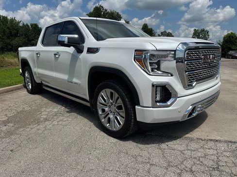 Used 2021 GMC Sierra 1500 Denali w/ Denali Ultimate Package AWD/4WD image 3